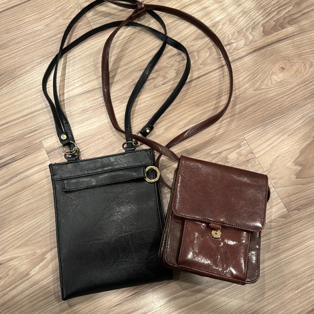 Lot of 2 vintage purses
